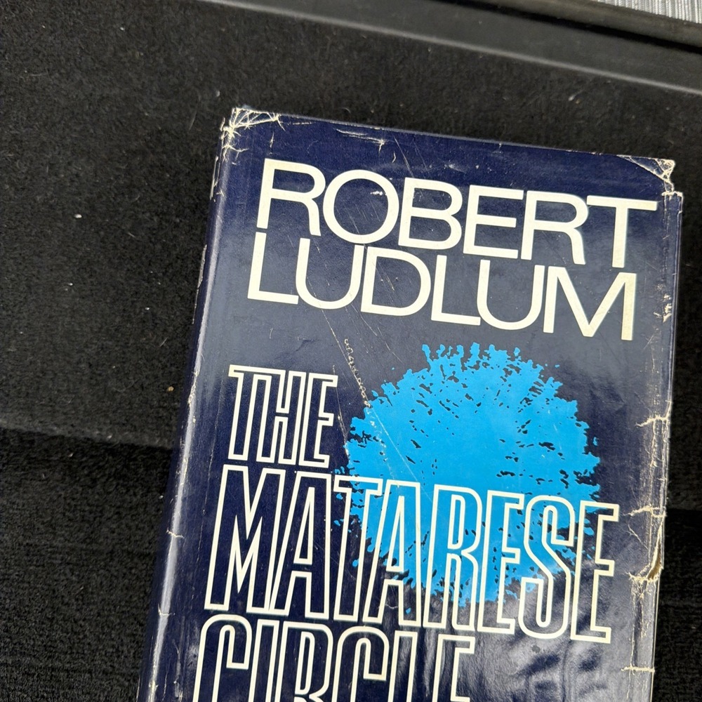 THE MATARESE CIRCLE Robert Ludlum 1979 HCDJ‎ 1st Edition